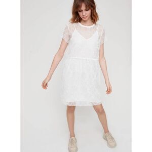 Little Moon White Lace Short Sleeve Gathered Waist Dress With Slip Size Small